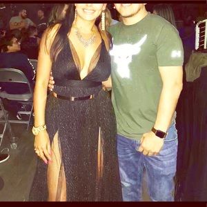 Stunning black dress